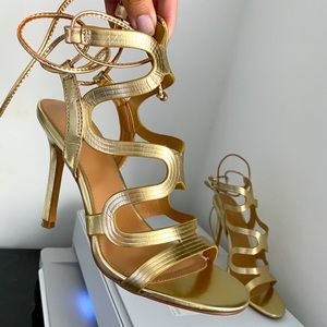 8.5 Express Gold Sandals